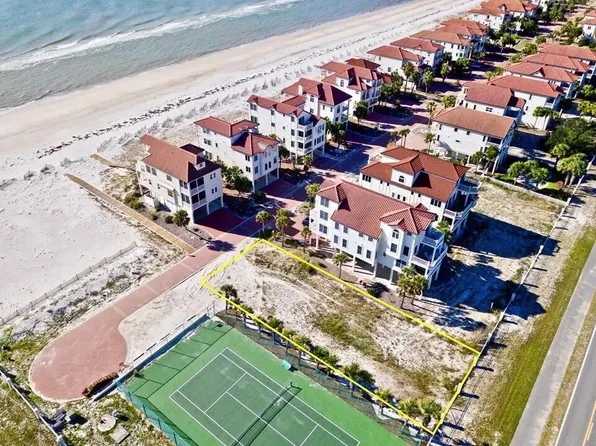 1894 Sunset Dr, Saint George Island, FL 32328