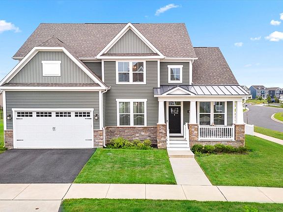 2nd image of 106 Tuscany Dr
