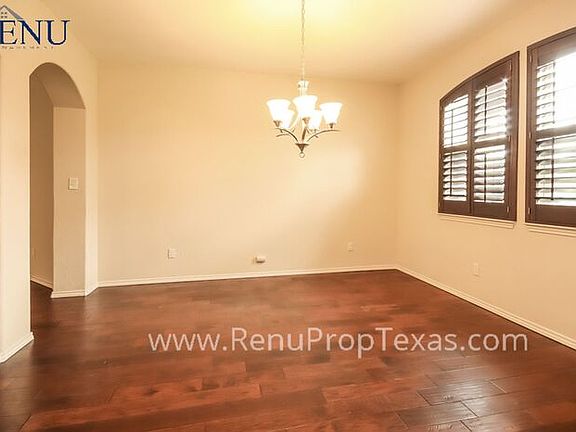 5th image of 8315 Bay Harbor Cir