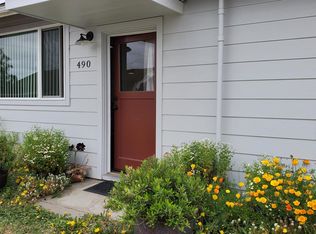 490 Liberty Rd, Petaluma, CA 94952