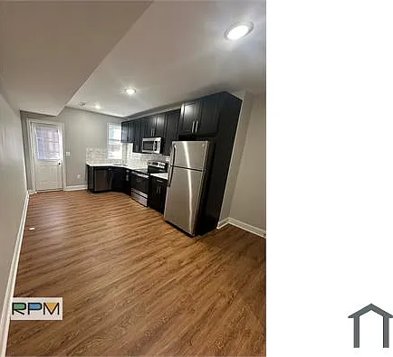 2857 W Lafayette Ave