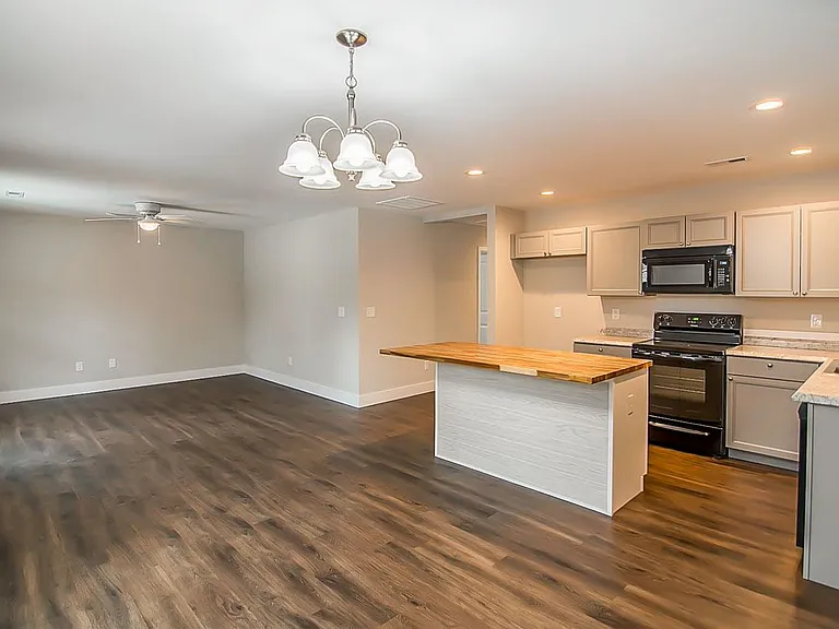 54 Creekside Ln — Photo 11