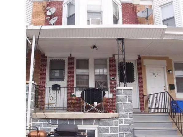 5713 Pine St, Philadelphia, PA 19143