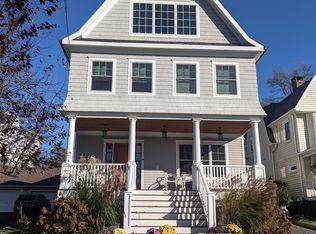 36 Woodland Dr, Greenwich, CT 06830