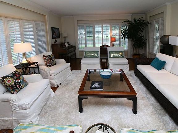 4th image of 1141 Overbrook Dr