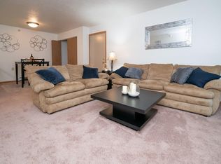 1840 Raleigh Ave #D, Kendallville, IN 46755