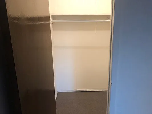 Rented by 18 REALTY | media 16