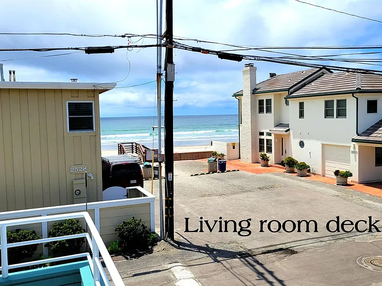 2525 Ocean Front — Photo 13