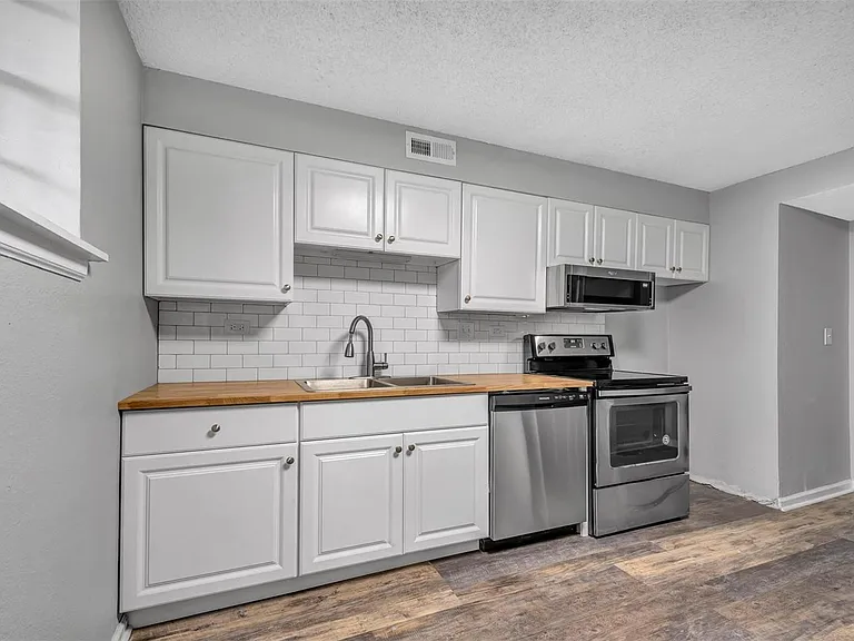 9330 E Girard Ave #7 — Photo 20