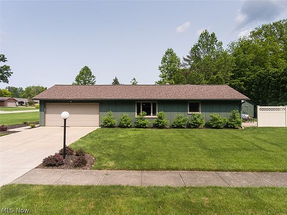 3rd image of 15253 High Point Pl