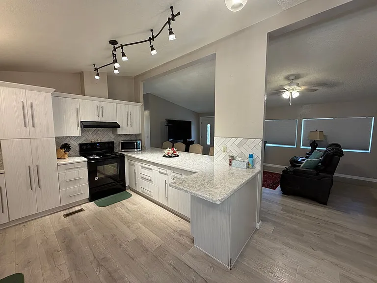 13239 E 49th Dr — Photo 9