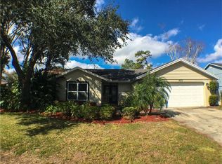 4303 Woodside Manor Dr, Tampa, FL 33624