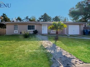7170 Holiday Dr, Spring Hill, FL 34606