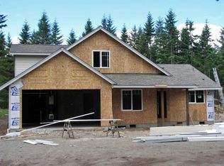 12507 Rainier Acres Rd SE, Rainier, WA 98576