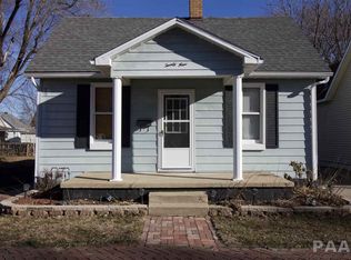 29 S 8th Ave, Canton, IL 61520