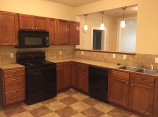 332 Fisk St, Saint Paul, MN 55104