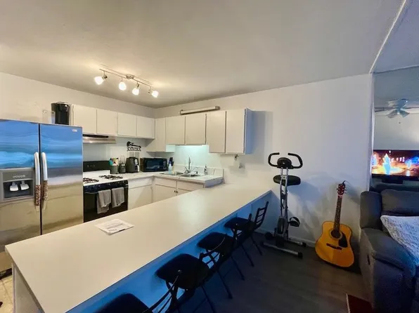 493 Pio Dr APT 301, Wailuku, HI 96793