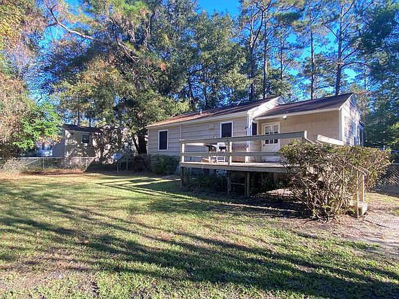2nd image of 1612 Beauford Pl
