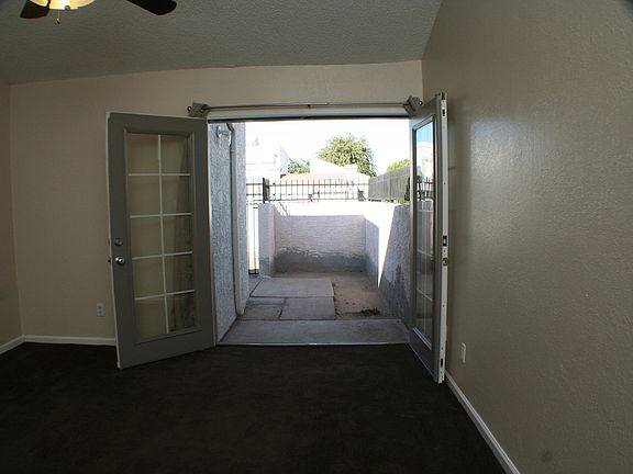 5th image of 4766 W Caron St