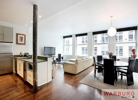 Rented by Warburg | media 21