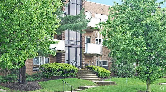 Marina Park Apartments
