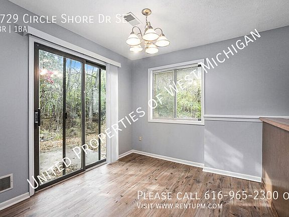 2nd image of 4729 Circle Shore Dr SE