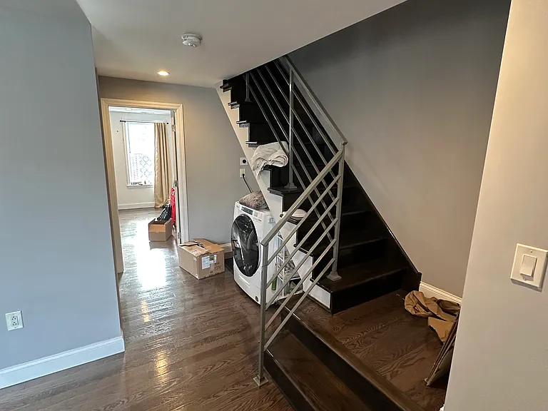 163 Brown St #3 — Photo 3