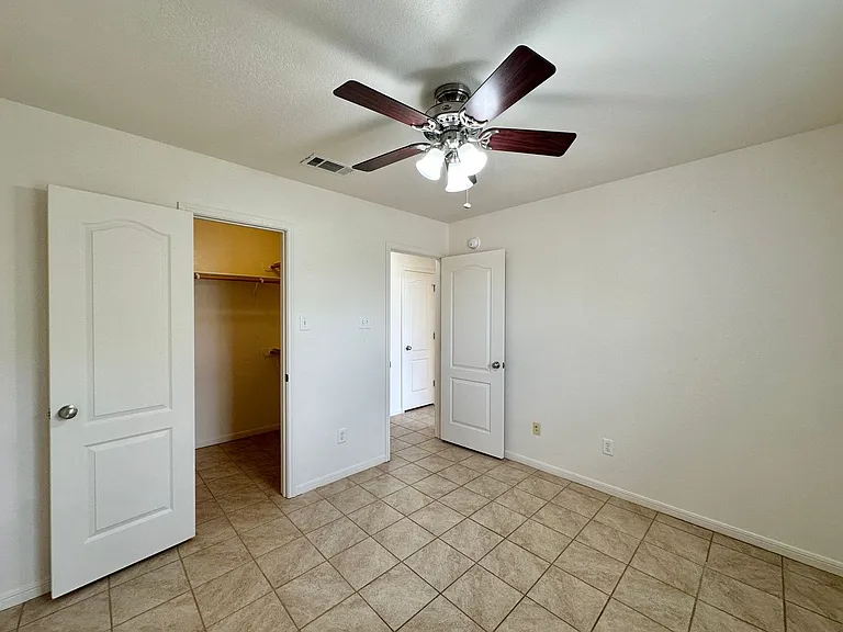 3709 Salt Fork Dr — Photo 20