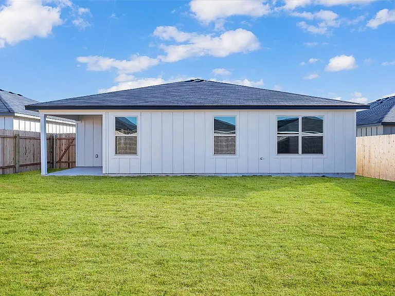 121 Maybelline Rd — Photo 15