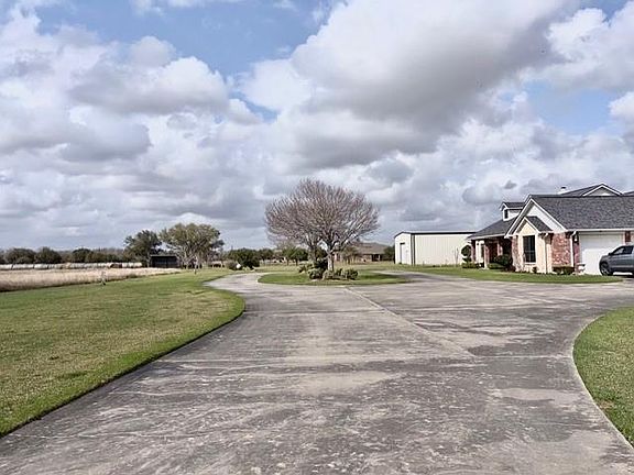 4th image of 193 Kayla Ln