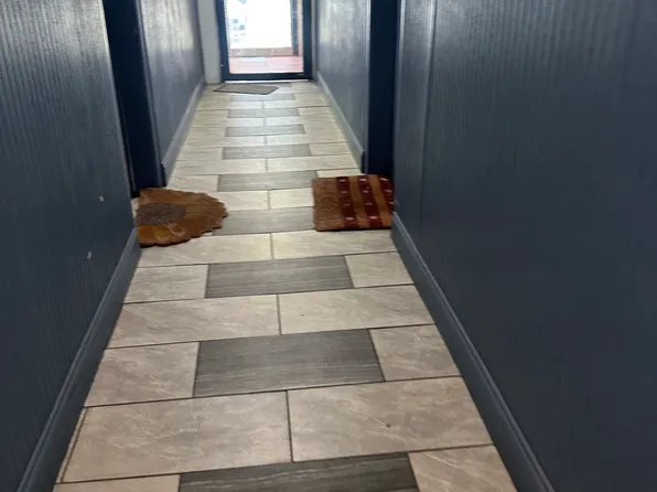 153 Avenue East image 10 of 10