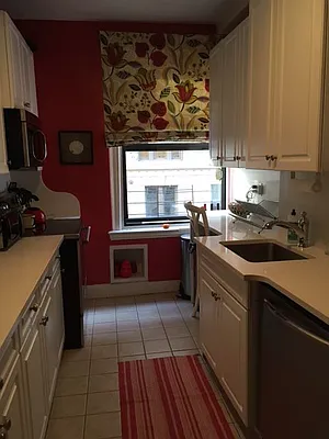 Rented by ARNOLD S GUMOWITZ, LREB | media 27