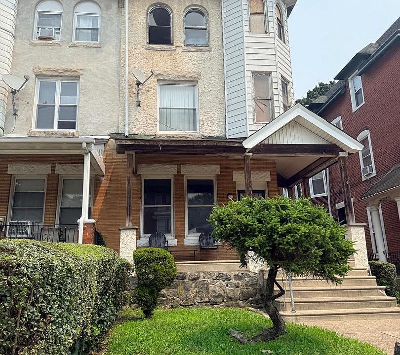 1st image of 845 Wynnewood Rd