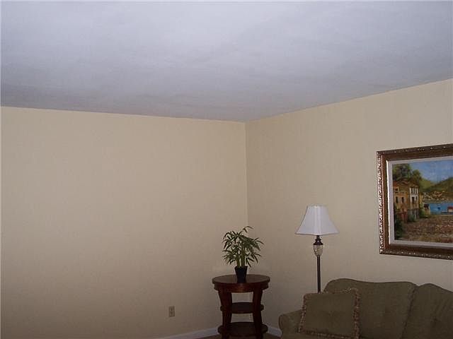 2nd image of 1410 Laurel Ave
