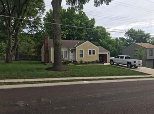 7712 W 54th Ter, Overland Park, KS 66202