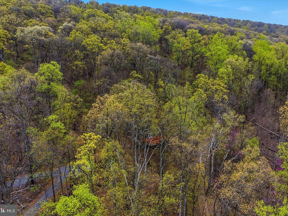 34th image of 494 Glenwood Ln