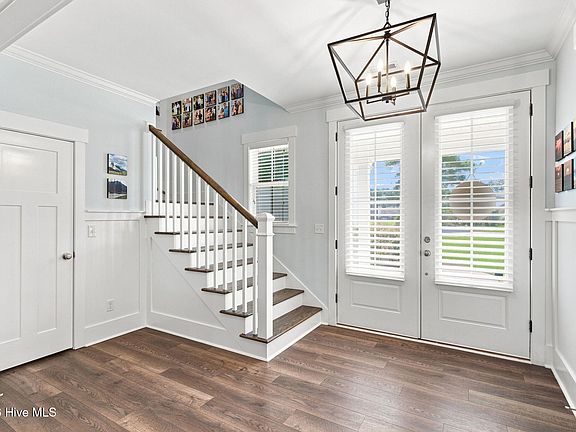 4th image of 39 Stratford Place