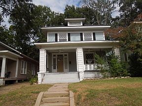 1st image of 920 Jefferson Pl
