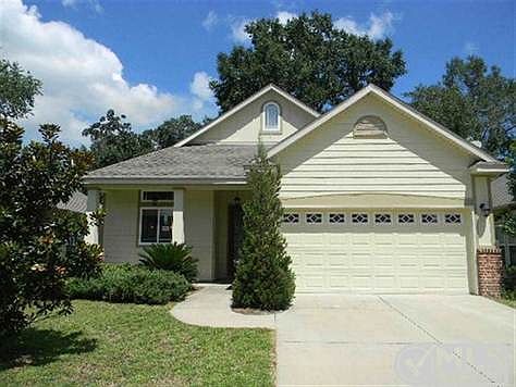 1st image of 24 Tuscany Trce