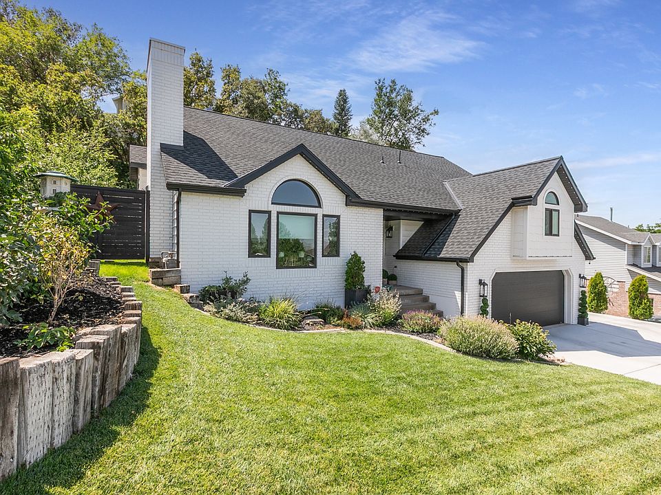 1st image of 660 E Valley View Cir