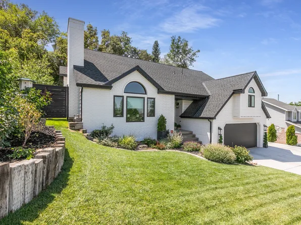 660 E Valley View Cir, North Salt Lake, UT 84054