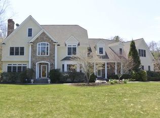 28 Crosswoods Path, Walpole, MA 02081