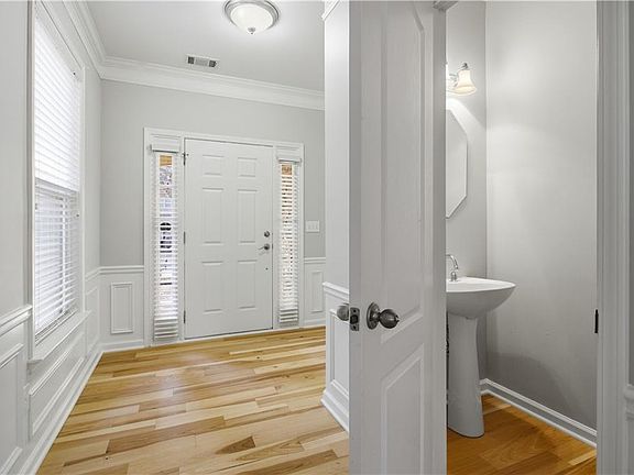 3rd image of 3480 Archgate Ct