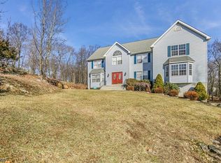 18 Mount Pleasant Rd, Sparta, NJ 07871