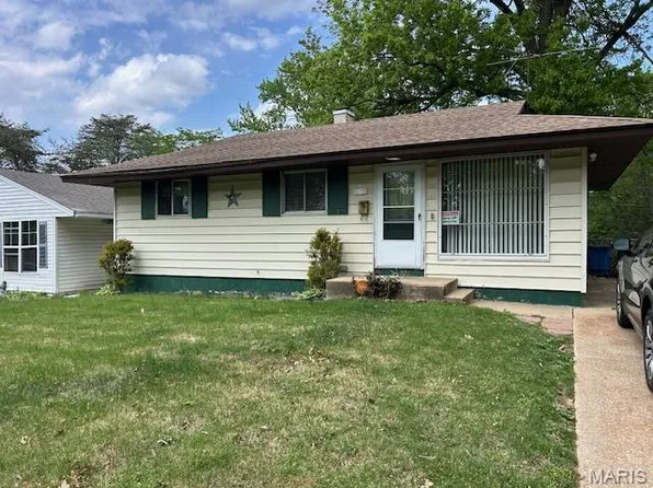 139 Monteith Cir, Saint Louis, MO 63137
