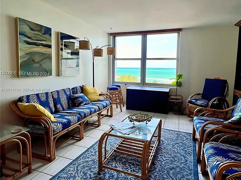 2899 Collins Ave #905 — Photo 4