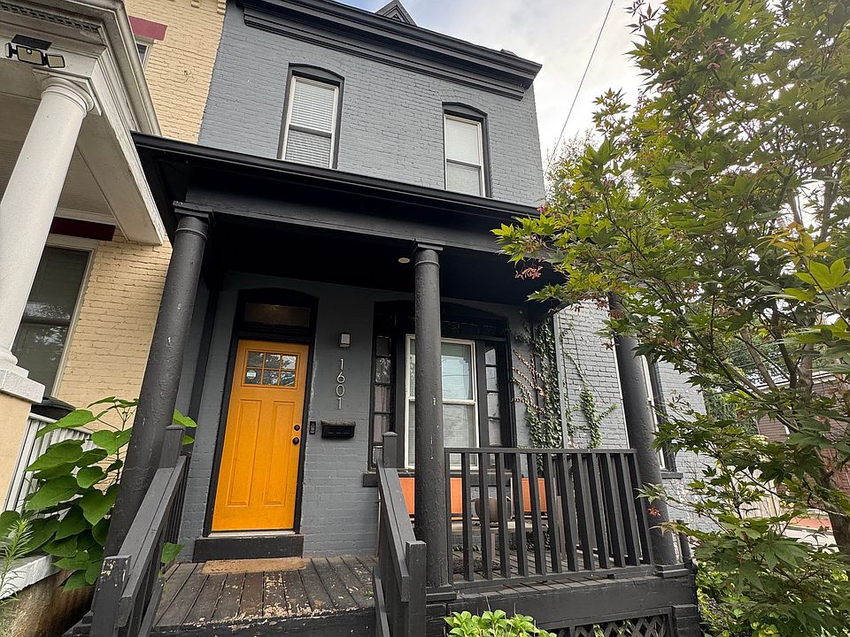Recently renovated 4 bedroom 3 full bathroom house