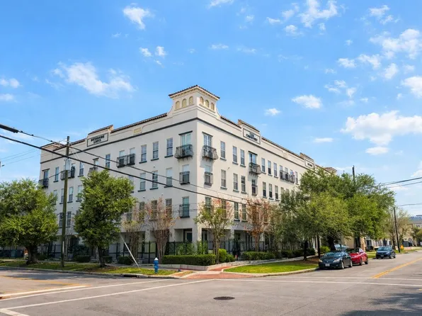 2216 Chenevert St Unit 6, Houston, TX 77003