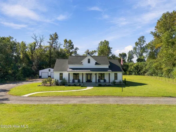 1269 Deep Bottom Road, Wallace, NC 28466