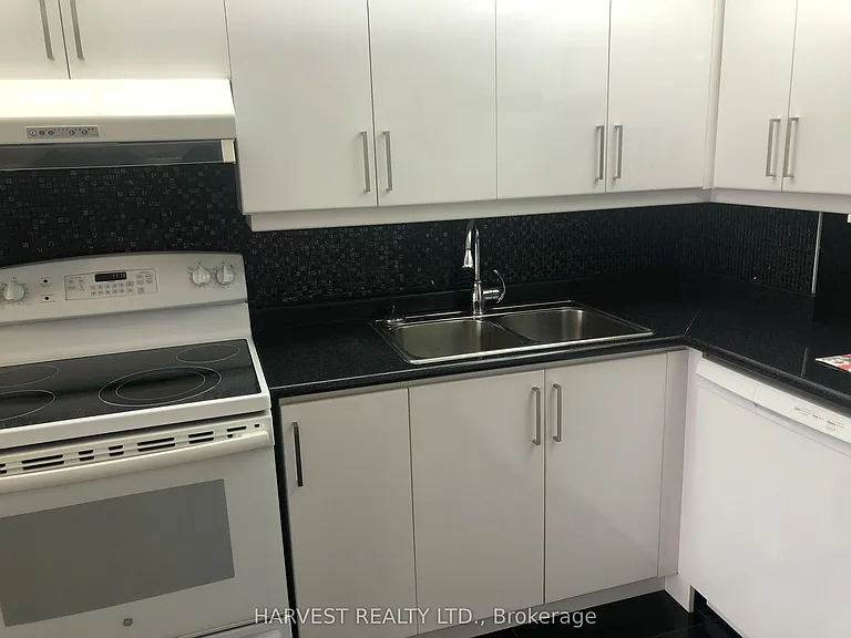 4727 Sheppard Ave E #905 — Photo 23